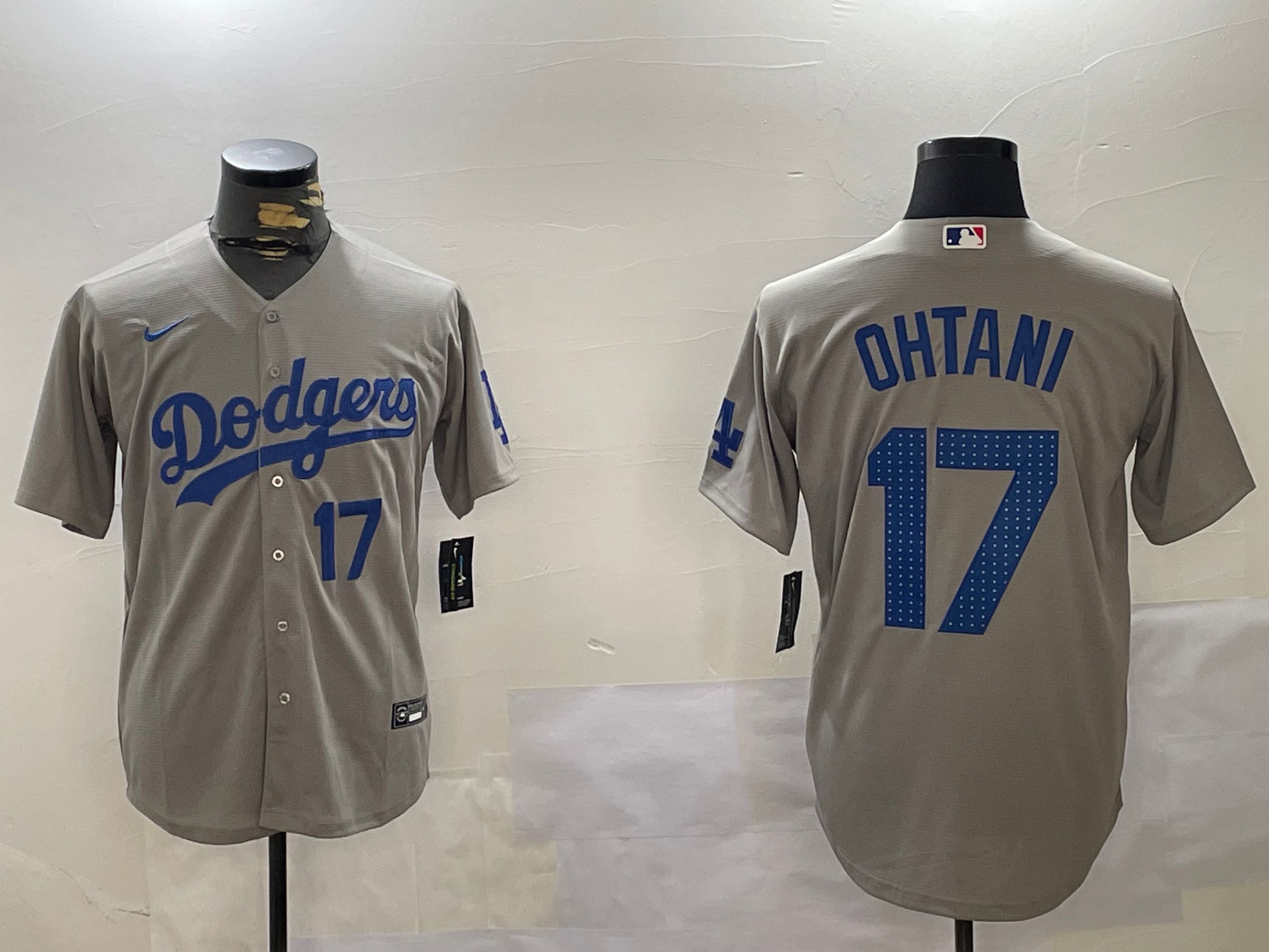 Men Los Angeles Dodgers 17 Ohtani Grey Game 2024 Nike MLB Jersey style 12169
